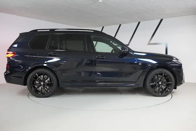 BMW X7 xDrive 48V 40d M Sport Pro Steptronic