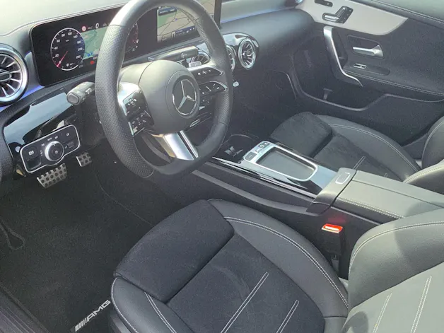 MERCEDES-BENZ CLA Shooting Brake 250 4Matic 8G-DCT