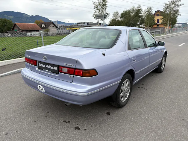 Toyota Camry 3.0 V6