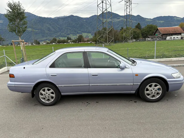 Toyota Camry 3.0 V6
