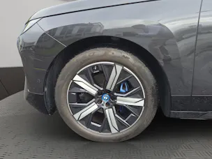 BMW iX xDrive50