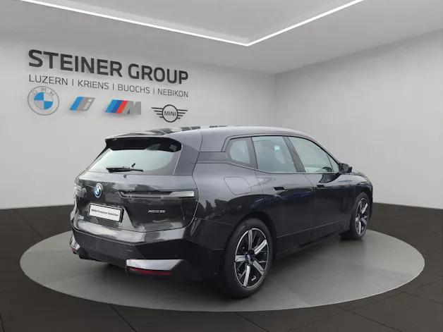 BMW iX xDrive50