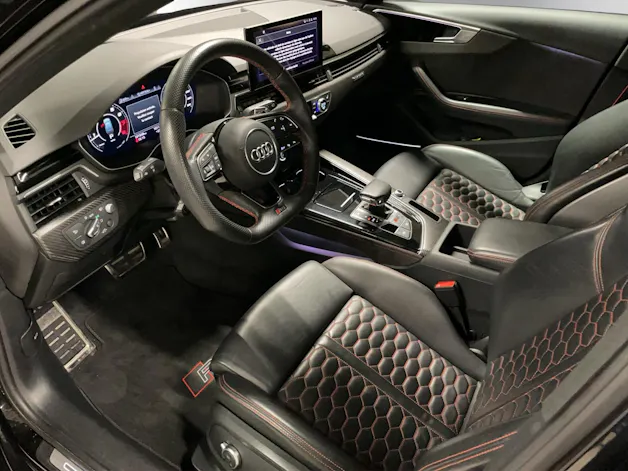 AUDI RS4 Avant 2.9 TFSI quattro tiptronic
