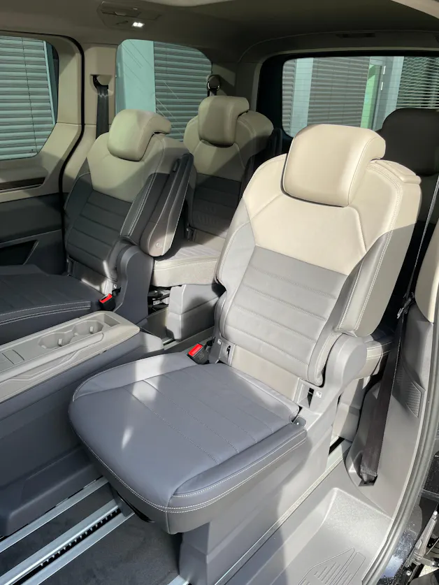 VW Multivan 1.4 eHybrid Style DSG - 6 Sitzer