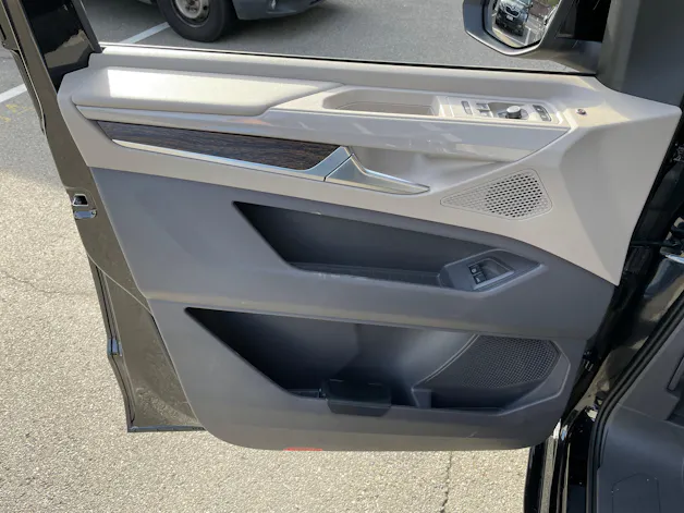 VW Multivan 1.4 eHybrid Style DSG - 6 Sitzer