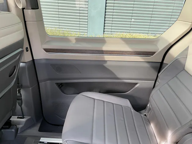 VW Multivan 1.4 eHybrid Style DSG - 6 Sitzer