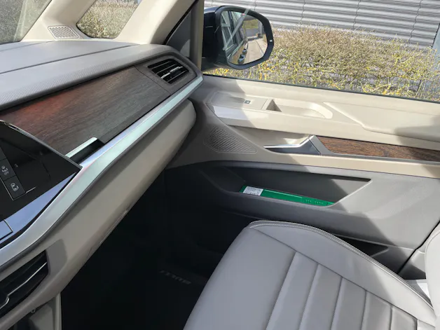 VW Multivan 1.4 eHybrid Style DSG - 6 Sitzer