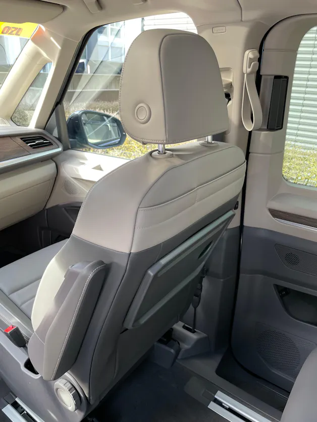 VW Multivan 1.4 eHybrid Style DSG - 6 Sitzer