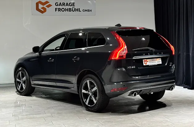 VOLVO XC60 D5 AWD R-Design Geartronic I AHK 2000KG I