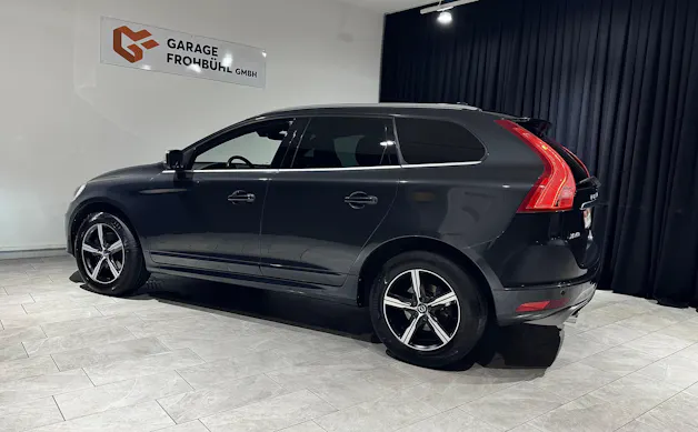VOLVO XC60 D5 AWD R-Design Geartronic I AHK 2000KG I