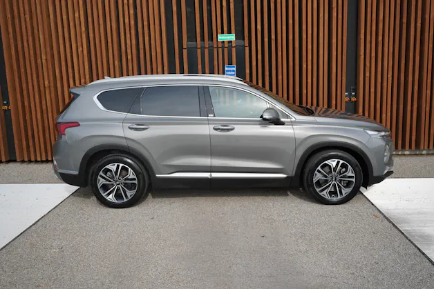 HYUNDAI SANTA FE 2.2 CRDI VERTEX 4WD AUTOMATIC l 200 PS