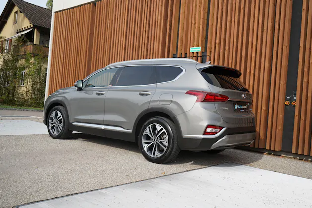 HYUNDAI SANTA FE 2.2 CRDI VERTEX 4WD AUTOMATIC l 200 PS