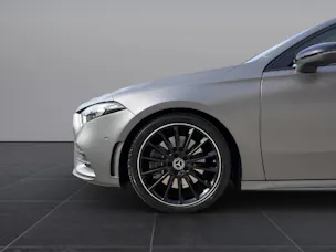MERCEDES-BENZ A 250 AMG Line 4m