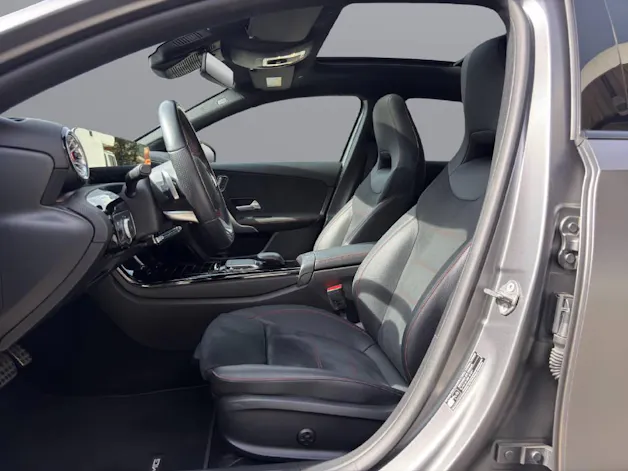 MERCEDES-BENZ A 250 AMG Line 4m