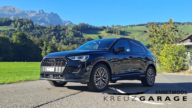 AUDI Q3 35 TFSI advanced Attraction S-tronic *Anhängerkupplung+8-fach bereift m. Pneu*