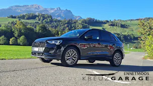 AUDI Q3 35 TFSI advanced Attraction S-tronic *Anhängerkupplung+8-fach bereift m. Pneu*