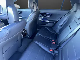 MERCEDES-BENZ C 220 d T 4 M Swiss Star