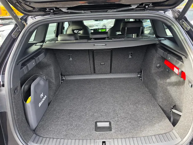 SKODA Enyaq iV 80x SportLine