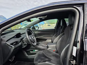 SKODA Enyaq iV 80x SportLine