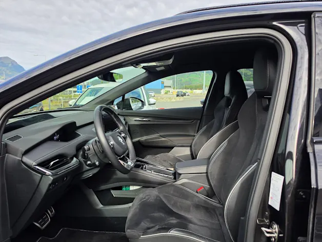 SKODA Enyaq iV 80x SportLine