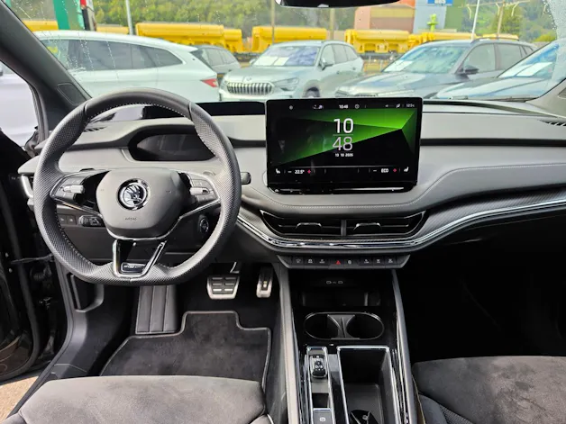 SKODA Enyaq iV 80x SportLine