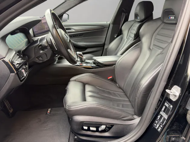 BMW M5 xDrive Competition Drivelogic