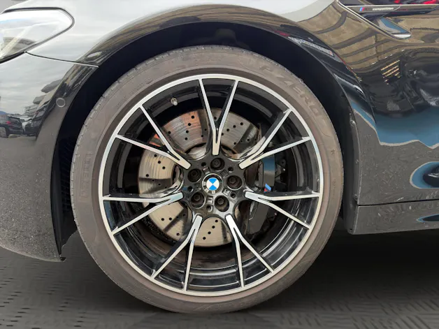 BMW M5 xDrive Competition Drivelogic