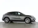PORSCHE Macan 4