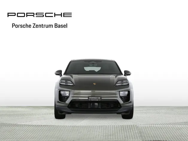 PORSCHE Macan 4