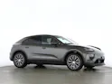 PORSCHE Macan 4