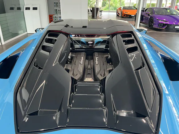 Lamborghini Revuelto Coupé 6.5