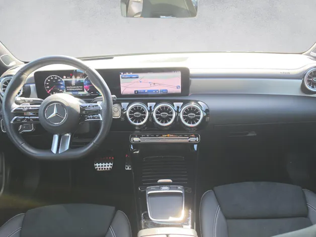 MERCEDES-BENZ CLA Shooting Brake 250 4Matic 8G-DCT