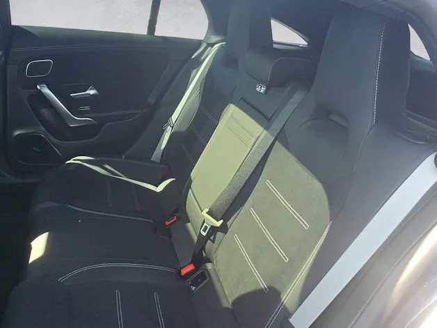 MERCEDES-BENZ CLA Shooting Brake 250 4Matic 8G-DCT