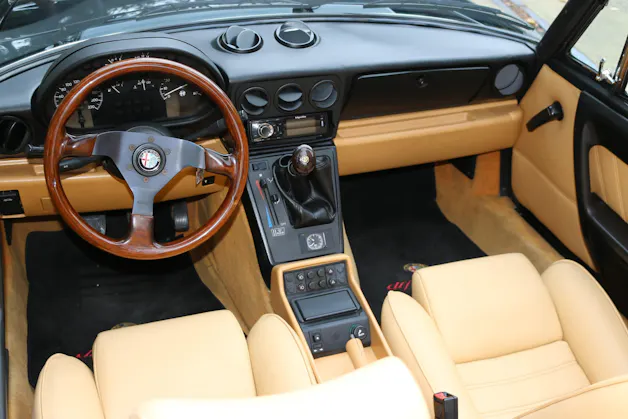 ALFA ROMEO Spider 2.0