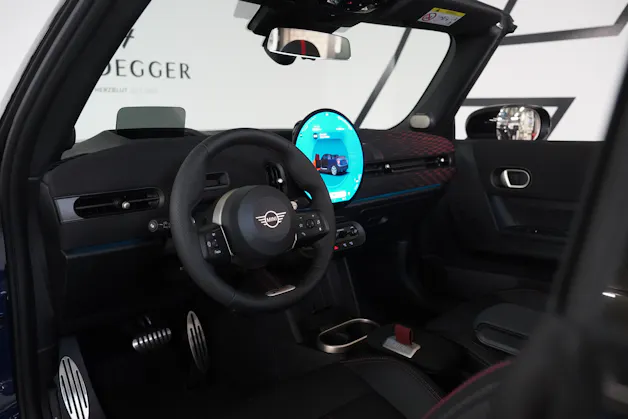 MINI Cooper John Cooper Works Cabriolet DKG