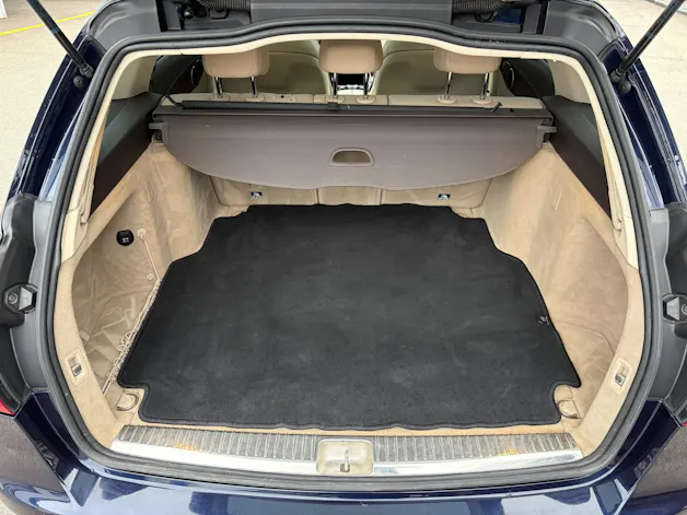MERCEDES-BENZ C 250 d Swiss Star Exclusive 4Matic 9G-Tronic