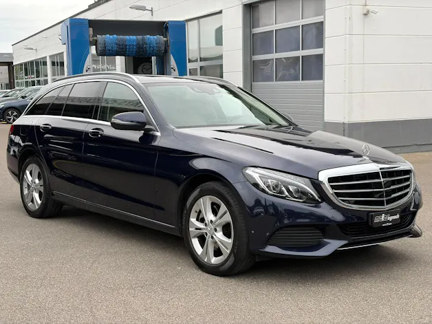 MERCEDES-BENZ C 250 d Swiss Star Exclusive 4Matic 9G-Tronic