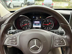 MERCEDES-BENZ C 250 d Swiss Star Exclusive 4Matic 9G-Tronic