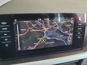 SKODA Kamiq 1.0 TSI Ambition DSG *Rückfahrkamera+8-fach m. Pneu*
