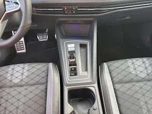 VW Golf 1.5 eTSi mHEV ACT R-Line DSG-Automat
