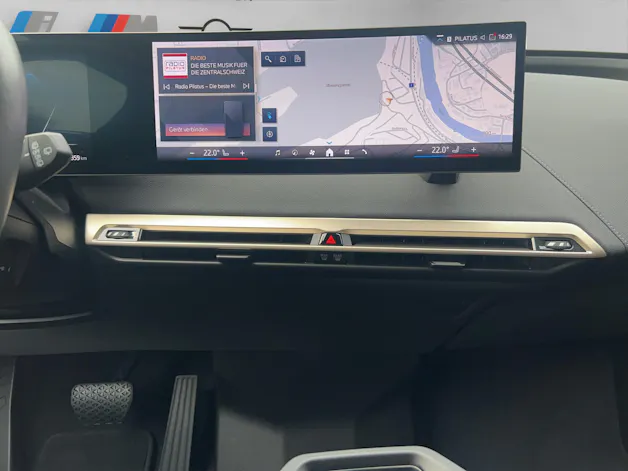BMW iX xDrive40