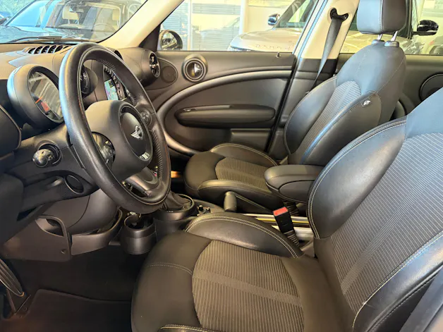 MINI Countryman Cooper SD ALL4 Snowhill | CH | CHILI | WIRED | Xenon | 18" | Piano Black Exterieur |