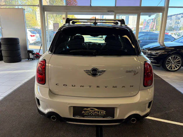 MINI Countryman Cooper SD ALL4 Snowhill | CH | CHILI | WIRED | Xenon | 18" | Piano Black Exterieur |