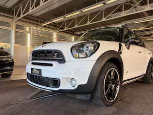 MINI Countryman Cooper SD ALL4 Snowhill | CH | CHILI | WIRED | Xenon | 18" | Piano Black Exterieur |