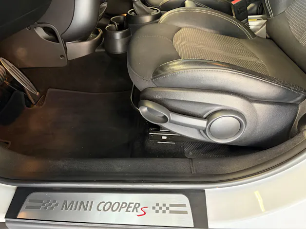 MINI Countryman Cooper SD ALL4 Snowhill | CH | CHILI | WIRED | Xenon | 18" | Piano Black Exterieur |