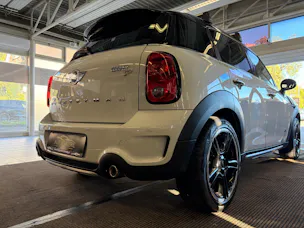 MINI Countryman Cooper SD ALL4 Snowhill | CH | CHILI | WIRED | Xenon | 18" | Piano Black Exterieur |