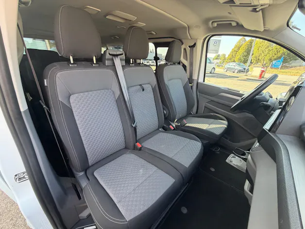 VW Caravelle 2.0 TDI Life LWB 4Motion 4x4 Automat 9-Sitzplätze