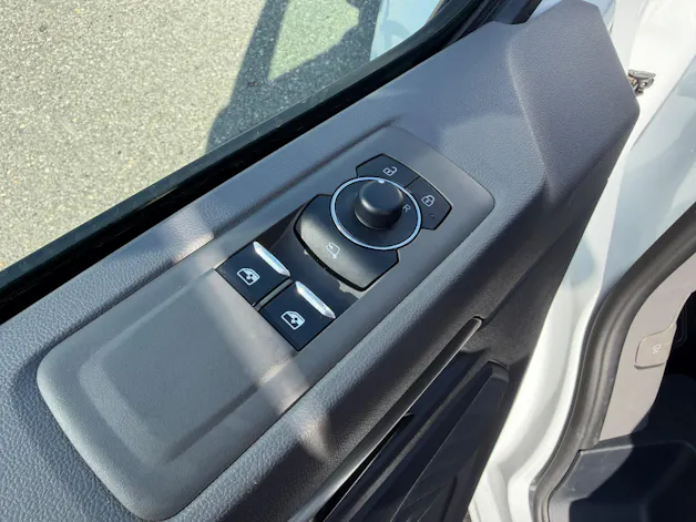 VW Caravelle 2.0 TDI Life LWB 4Motion 4x4 Automat 9-Sitzplätze