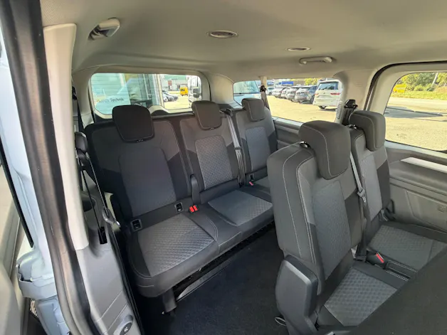 VW Caravelle 2.0 TDI Life LWB 4Motion 4x4 Automat 9-Sitzplätze