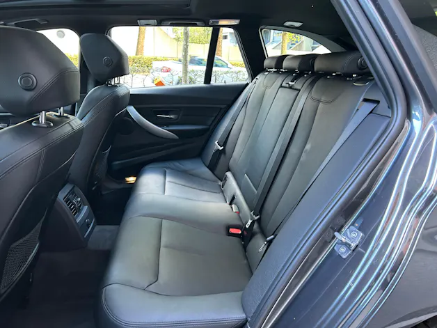 BMW 330d xDrive Touring Sport Line Steptronic